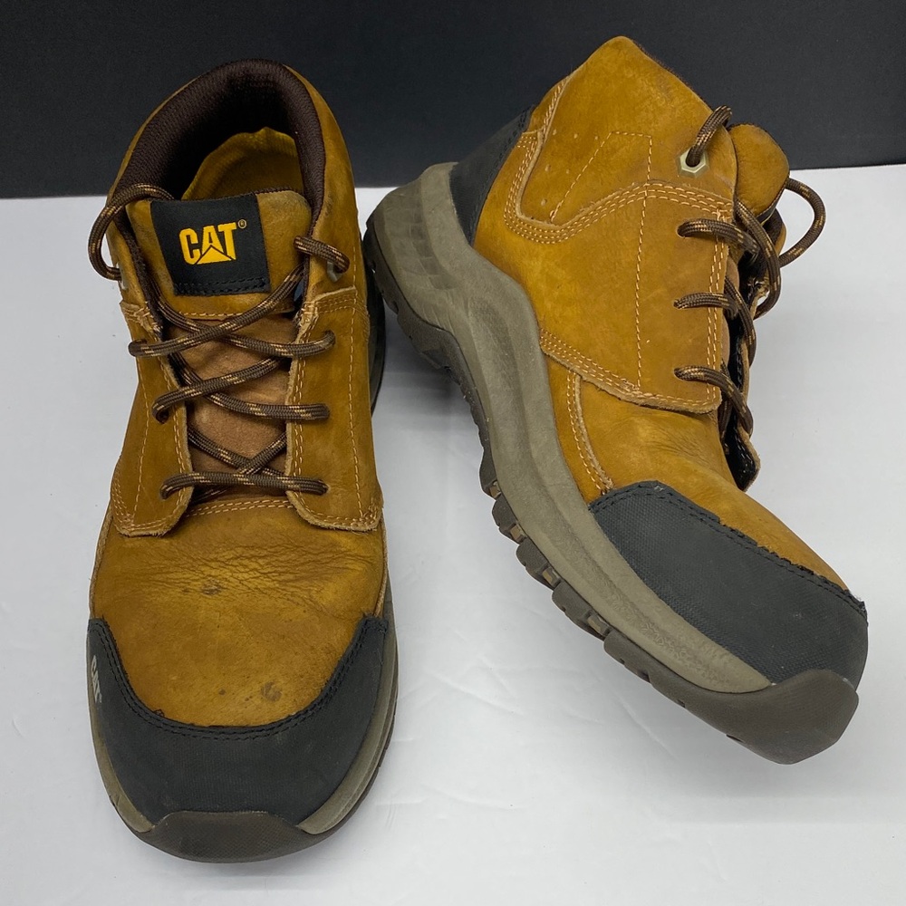 CAT Men's Resolve Mid Composite Toe Brown Leather Work Boot Size 7.5M